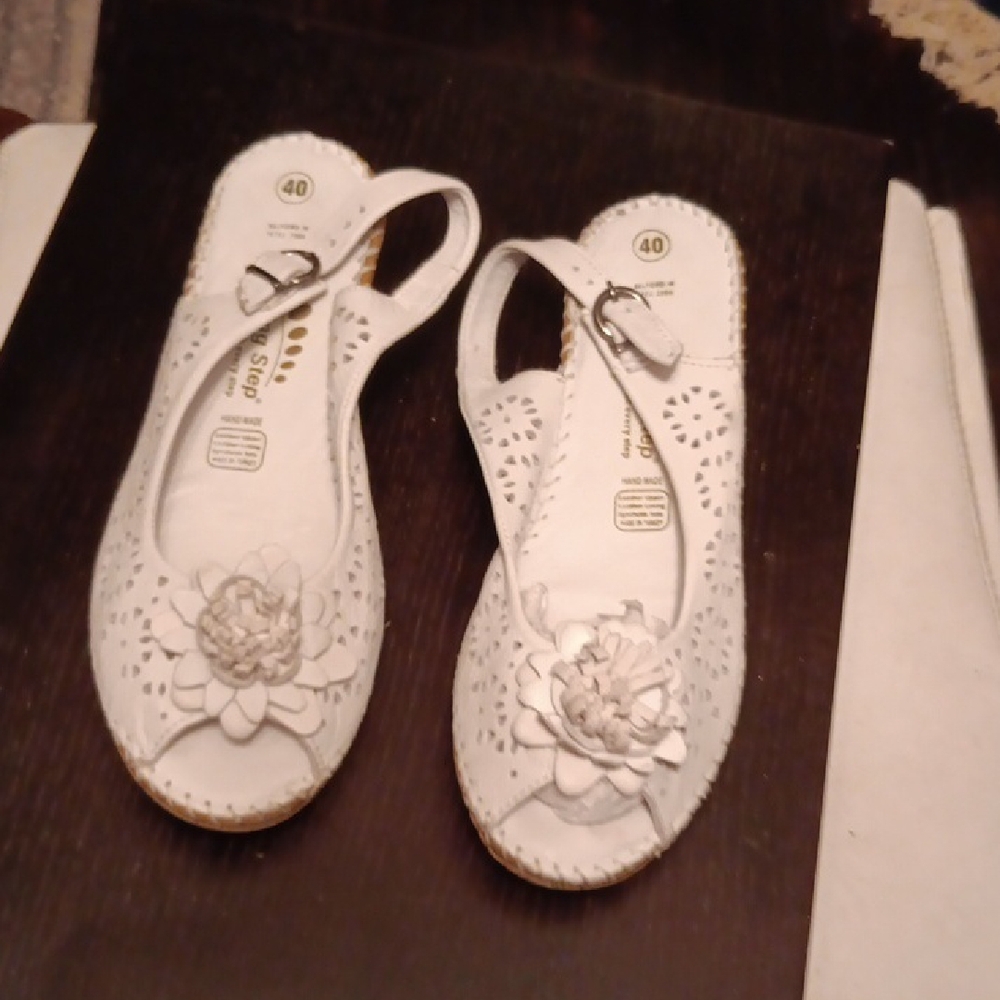 Spring Step White Floral Sandals